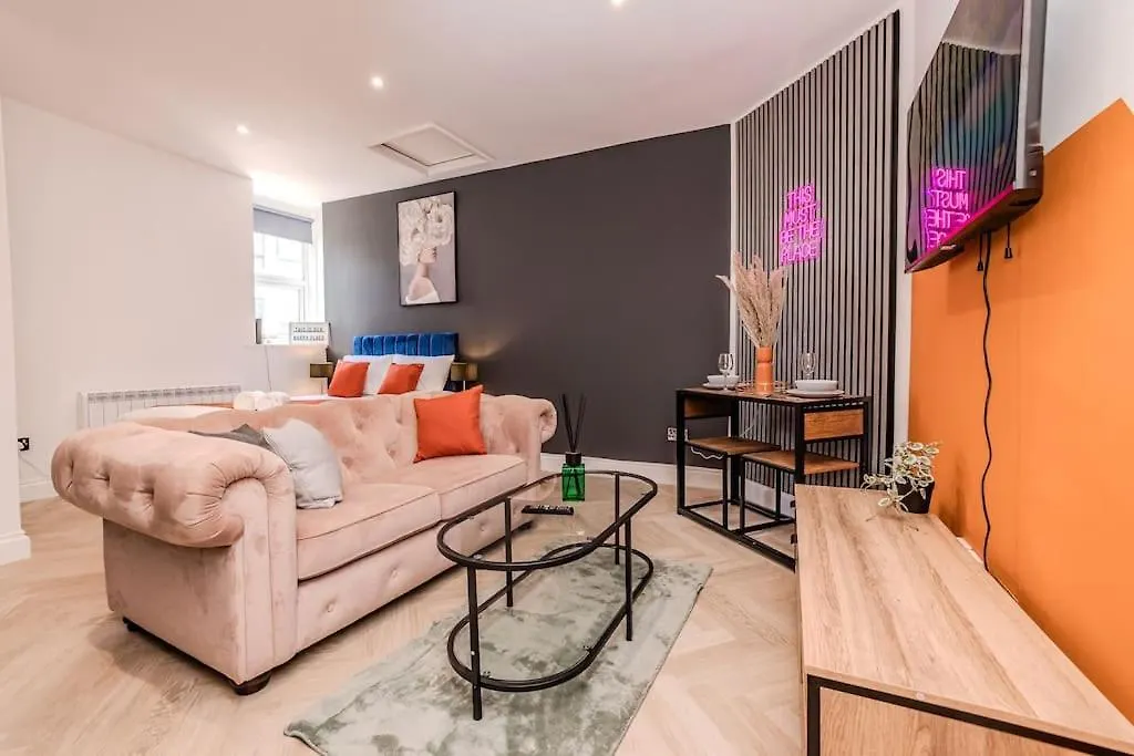 Beautiful Studio Next To Beach & Shopping Center 브라이턴